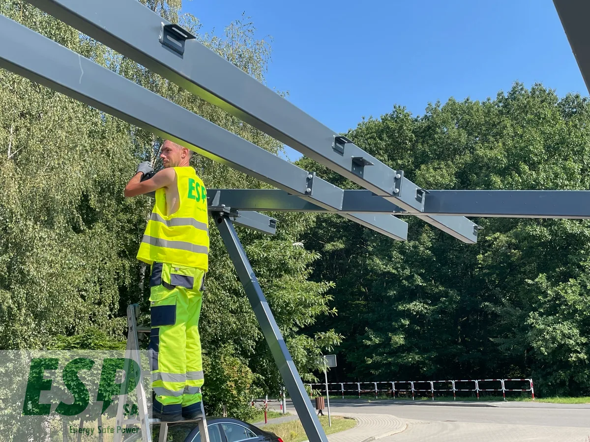 Installing a solar carport, Nieboczowy - stage 6