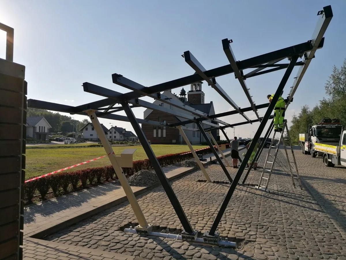 Installing a solar carport, Nieboczowy - stage 9