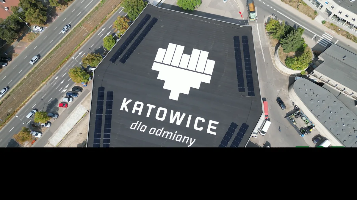 Video: Specialist photovoltaic installation - Lodowisko Katowice ice rink