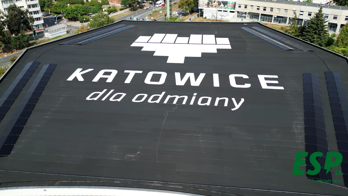Specialist photovoltaic installation - Lodowisko Katowice ice rink - photo 2
