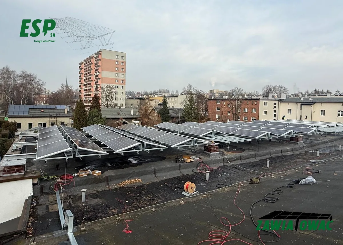 Montage eines Solarcarports, Pilchowice - Phase 1