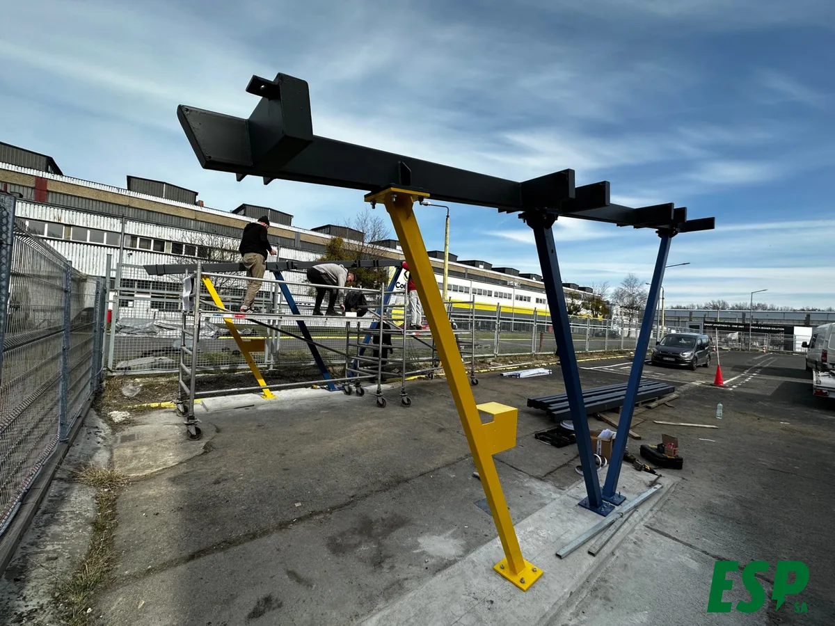 Installing a solar carport - stage 2
